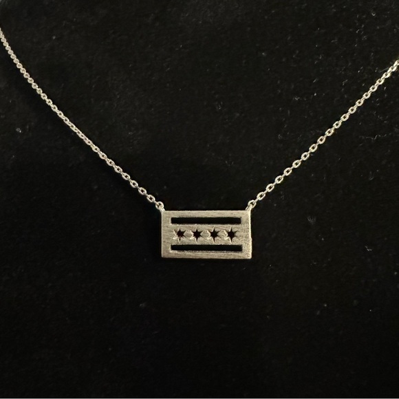 ⚜️3 for $30⚜️ Chicago Flag Pendant Clavicle Necklace (Geometric, Art Deco, Flag) - Picture 4 of 7